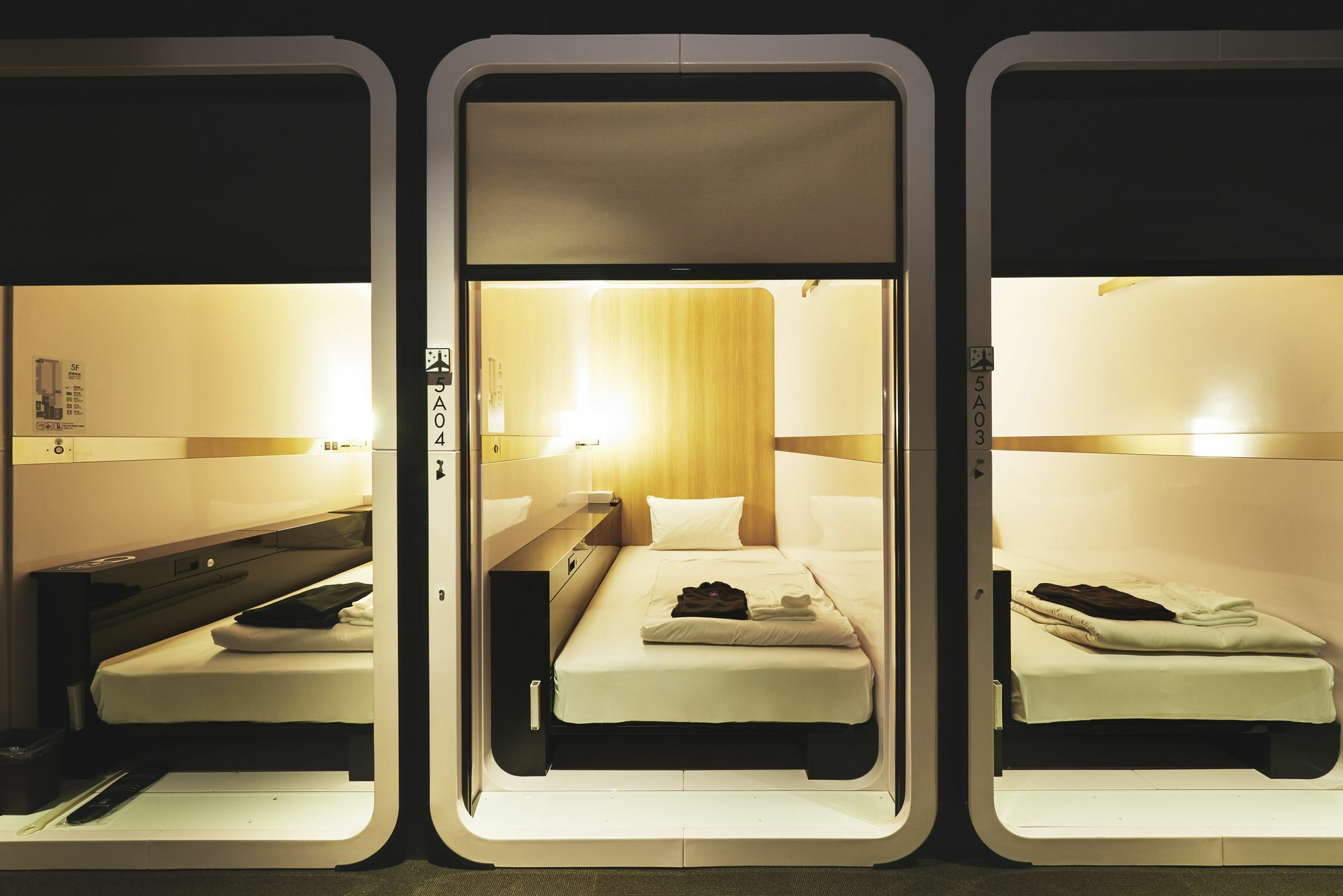 First Cabin Nishiazabu طوكيو المظهر الخارجي الصورة